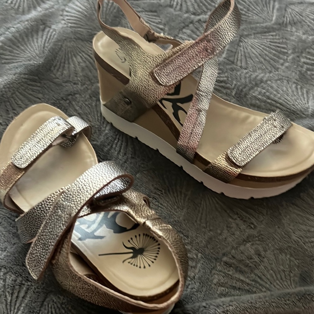 Cute wedge by OTBT 7.5 worn once
